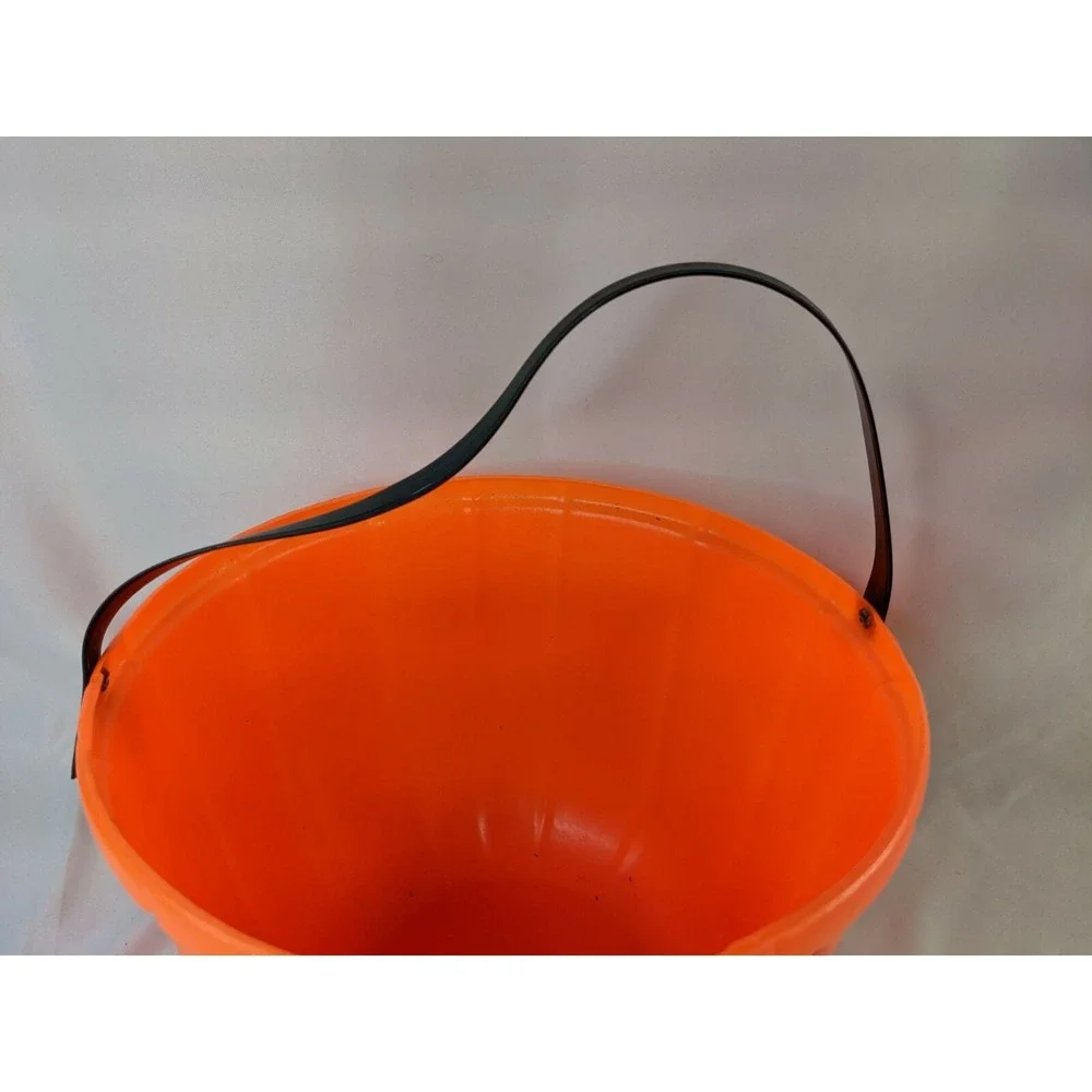 Large Pumpkin Jack o‎ Lantern Treat Bucket 10 Inch Diameter 8 Inch Tall